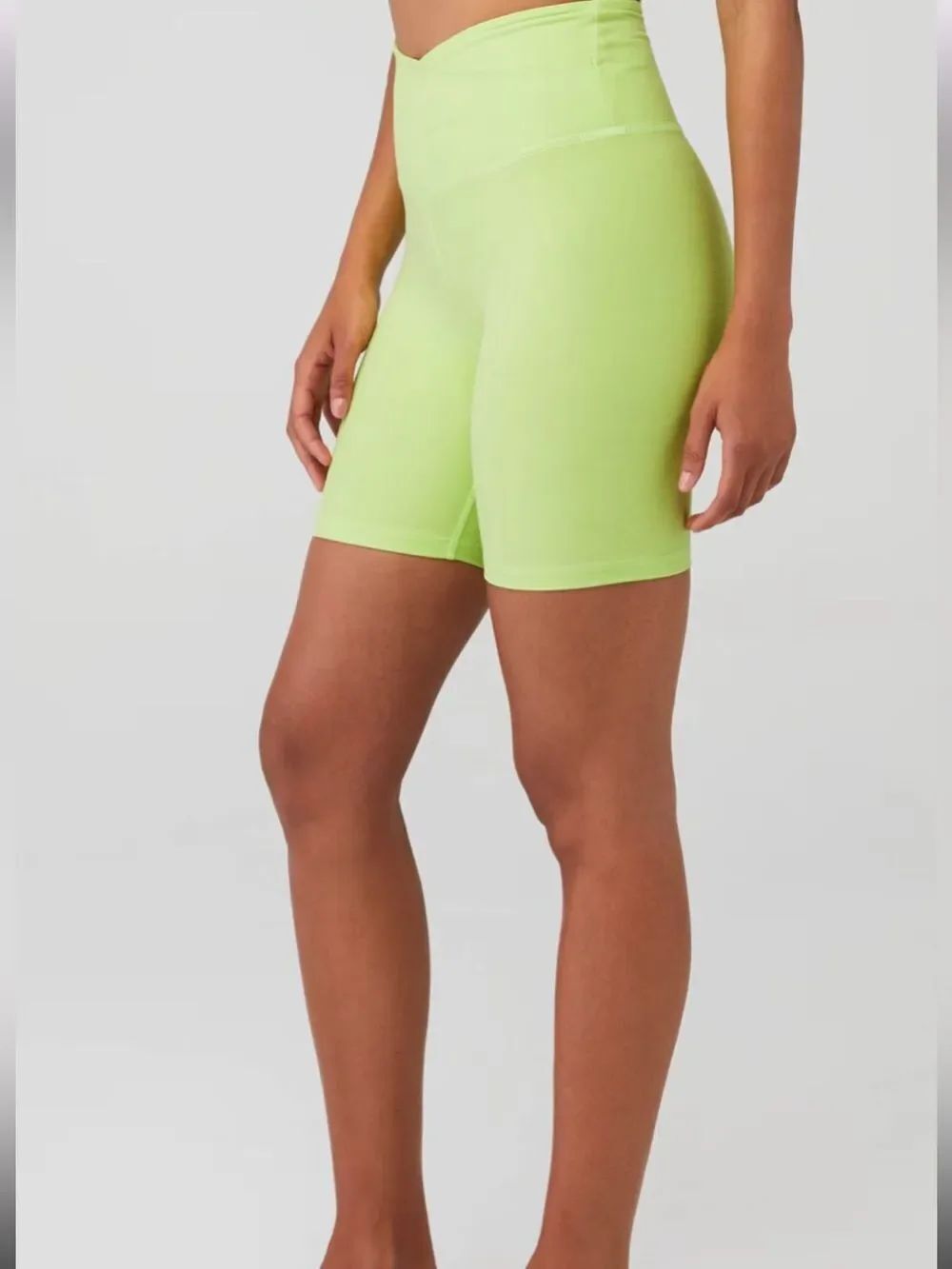 Beyond Yoga Women's Spacedye at your Leisure High Waist Shorts Size Small